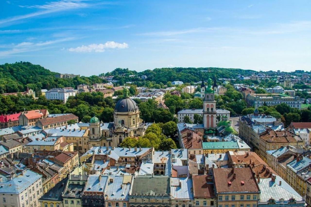 Невелика Smart Квартира В Центрі Для Пари Lviv Bagian luar foto